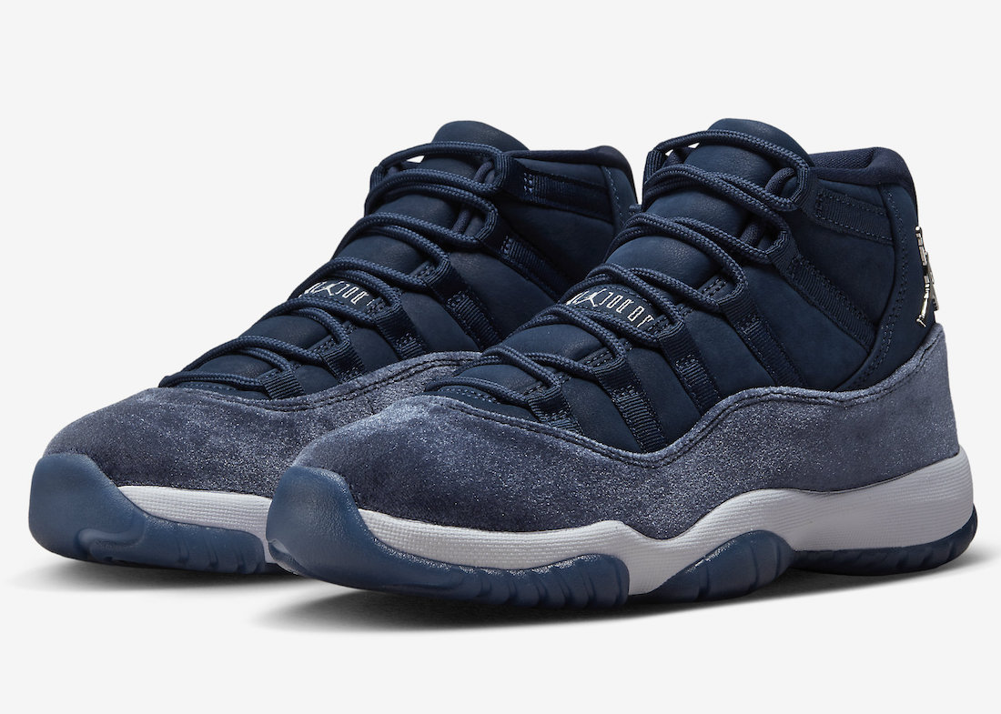 Air Jordan 11 Velvet ‘Midnight Navy’ Official Images