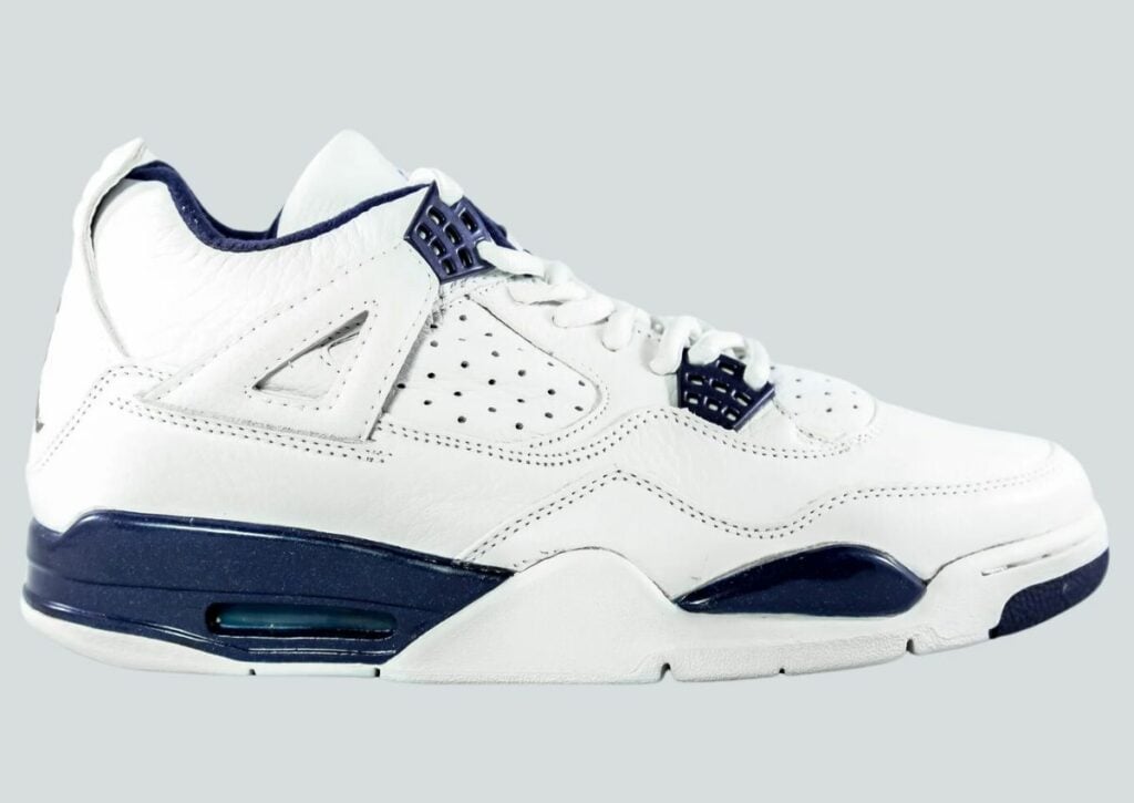 Air Jordan 4 Columbia 1999