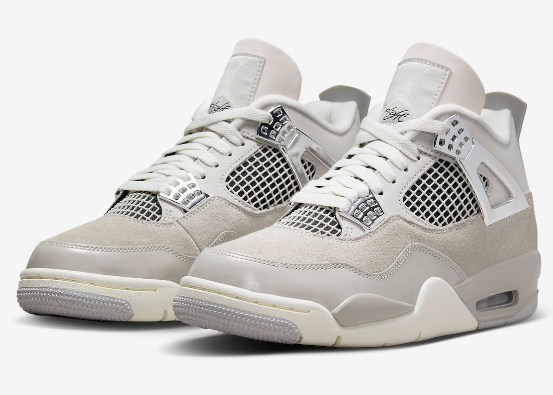 Air Jordan 4 ‘Frozen Moments’ Official Images