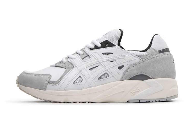 Asics Gel-DS Trainer in White and Grey