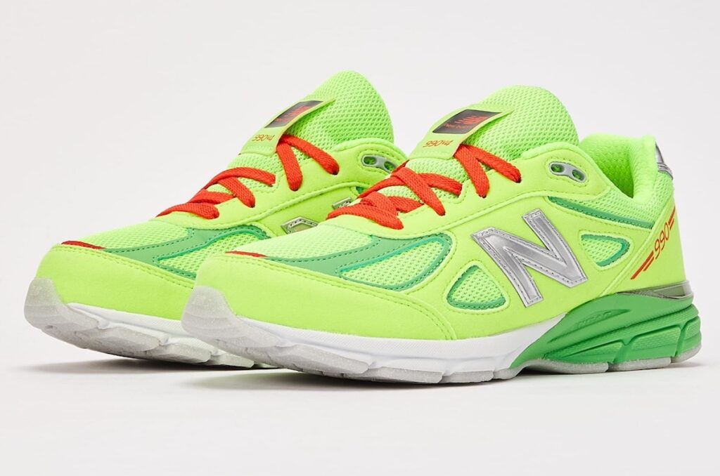 DTLR New Balance 990v4 Festive