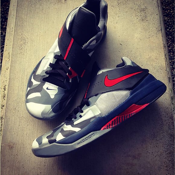 Sneakerdoodle’s Custom – “Fighter Jet” KD IV