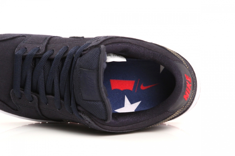 Levi’s x Nike SB Dunk Low ‘Dark Obsidian’ at DQM