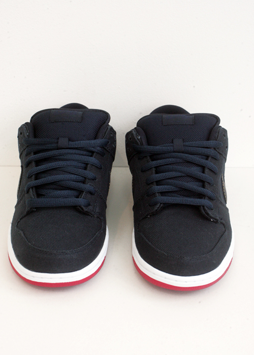 Levi’s x Nike SB Dunk Low ‘Dark Obsidian’ at Civilist