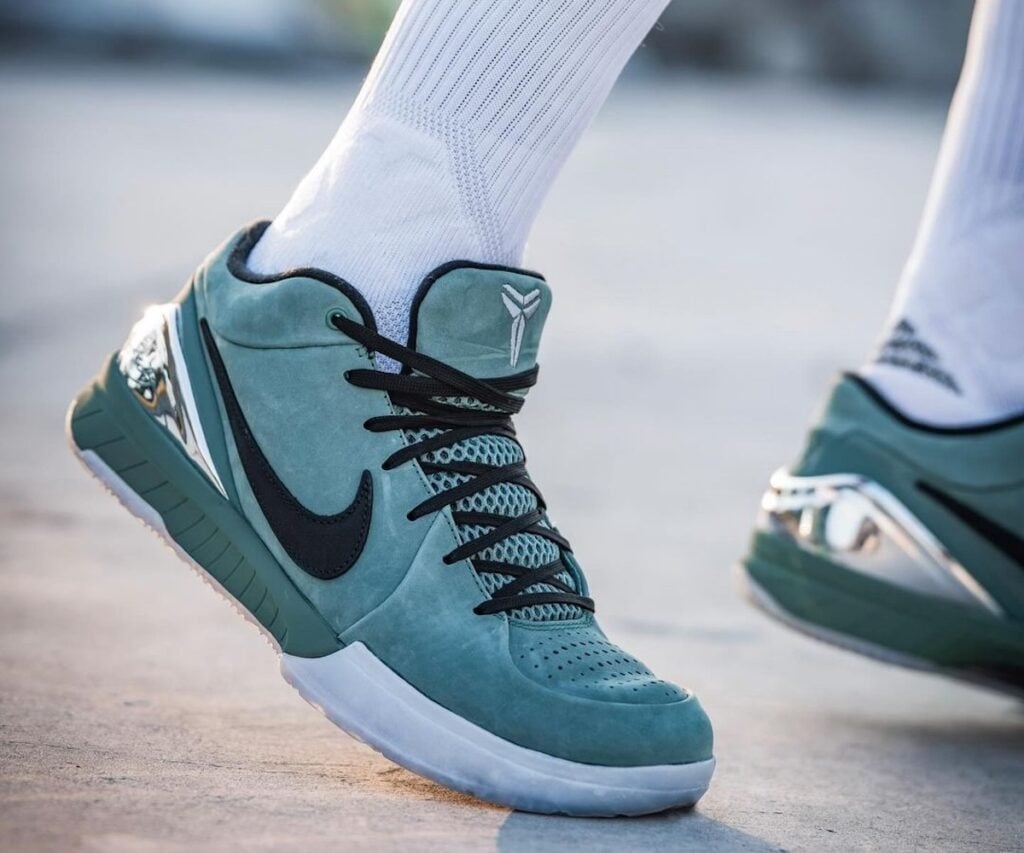 Nike Kobe 4 Protro Girl Dad On-Feet