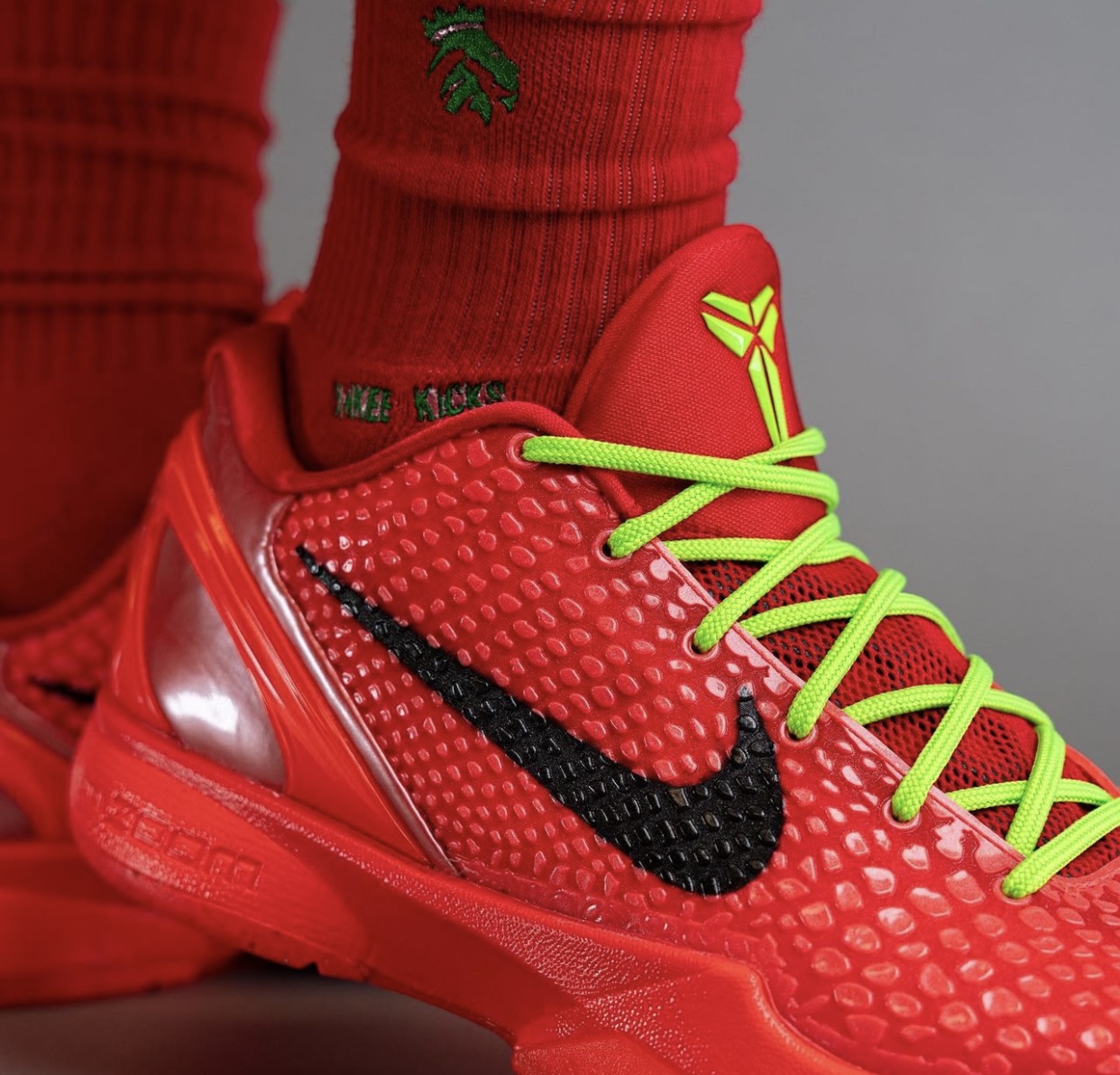 Nike Kobe 6 Protro Reverse Grinch FV4921-600 On-Feet