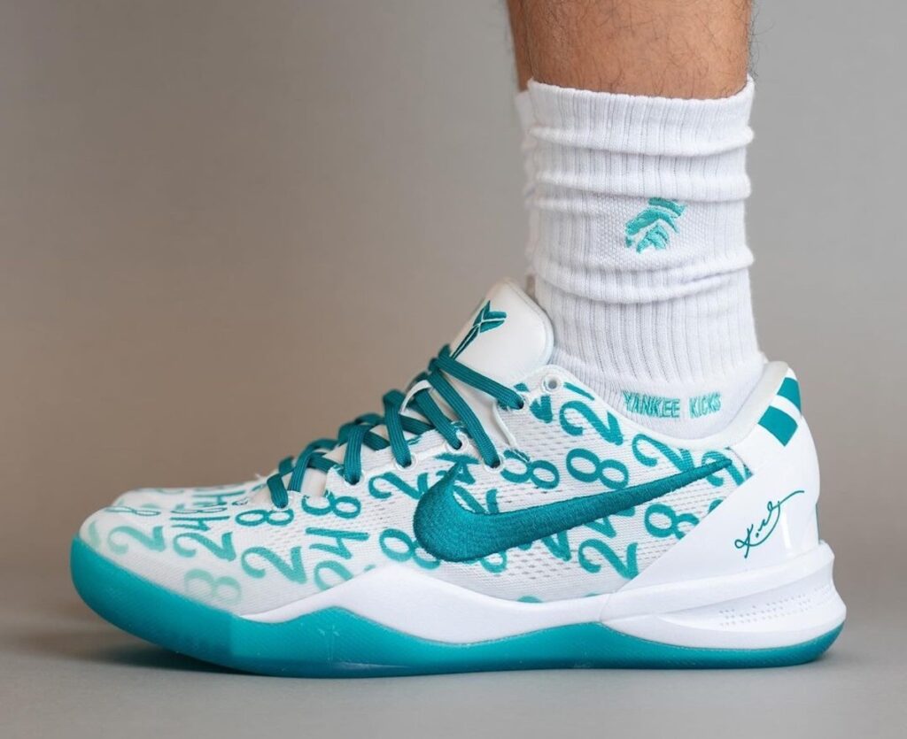 Nike Kobe 8 Protro Radiant Emerald On-Feet