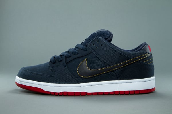 Release Reminder: Levi’s x Nike SB Dunk Low ‘Dark Obsidian’ at 510