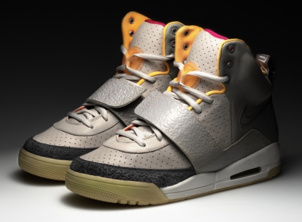 size? Launches Announce Nike Air Yeezy ‘Zen Grey’ Raffle