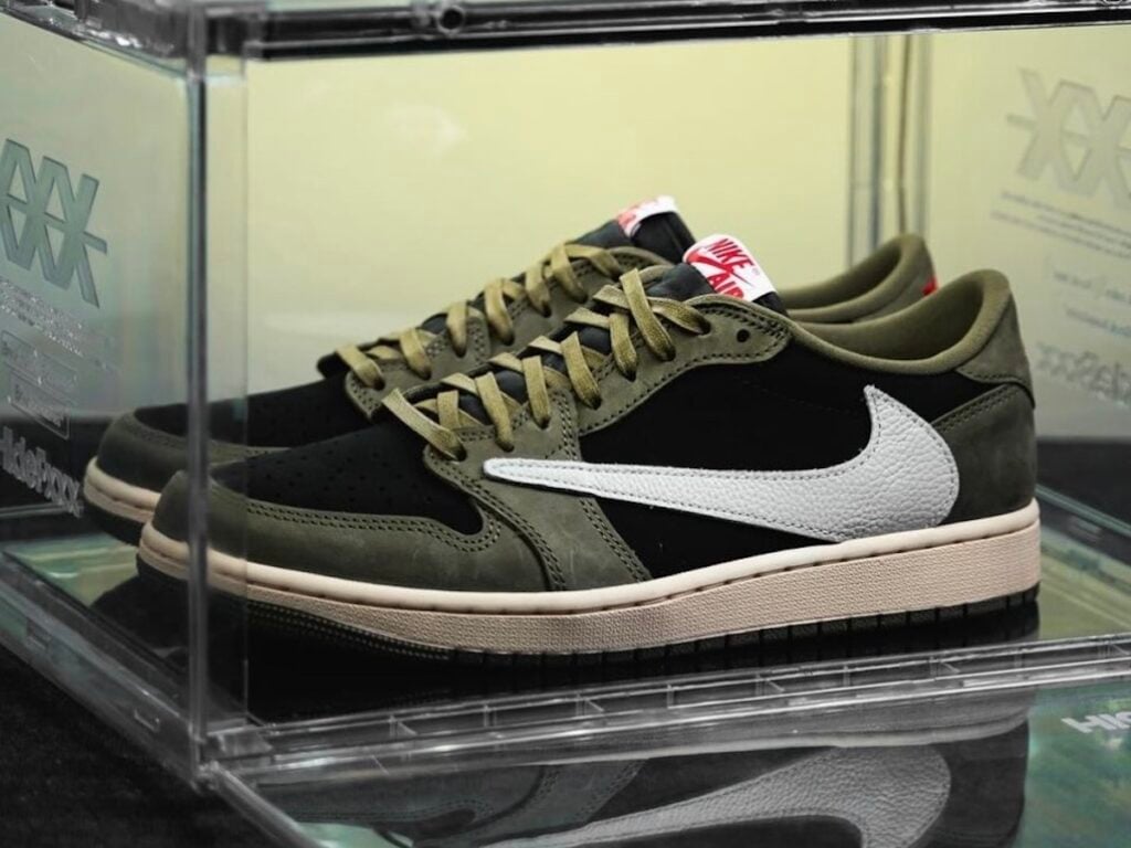 Travis Scott Air Jordan 1 Low OG Black Olive 2024